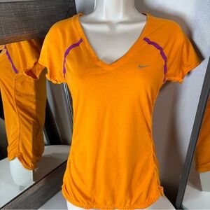 Nike dryfit woman’s size small athletic t-shirt